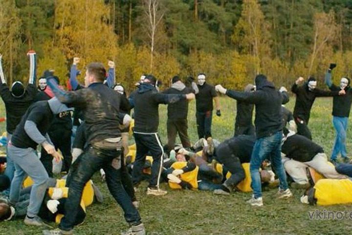 Фанату футбольной «Сибири» дали 8,5 лет колонии за убийство болельщика «Енисея»
