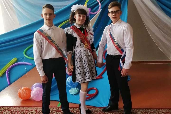Единственная одиннадцатиклассница иркутской школы осталась без выпускного