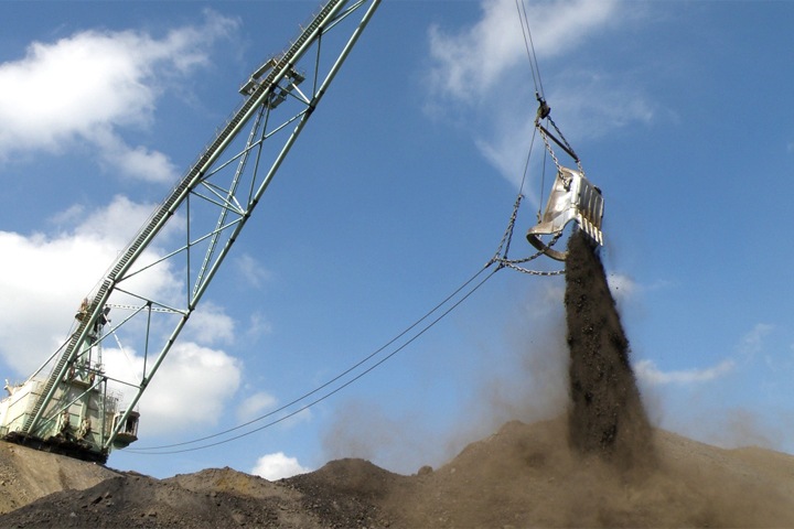 Угольные предприятия Кузбасса отправили во внеочередные отпуска около 2 тыс. сотрудников