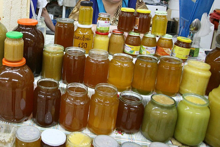 Мед отравленных алтайских пчел может попасть в продажу