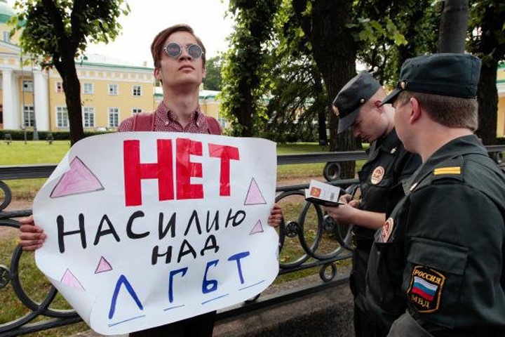 Власти запретили согласованный гей-парад в Томской области