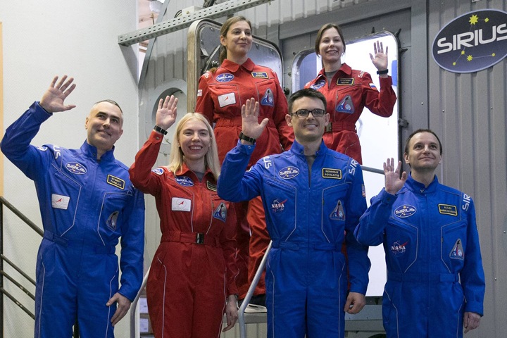 Выпускница томского университета завершила «полет на Луну»