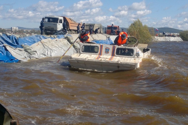 МЧС предупреждает о резком подъеме уровня рек в Иркутской области