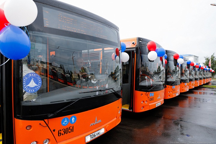 Новосибирск закупит 200 автобусов к ЧМ по хоккею 2023 года