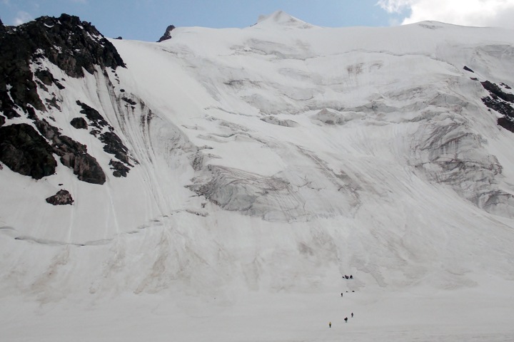 Сын погибшего на Алтае альпиниста рассказал, кто виноват в сходе лавины на Актру