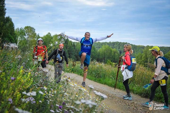 «Купите мне новые ноги»: участники новосибирского экстрим-похода прошли 105 километров за сутки