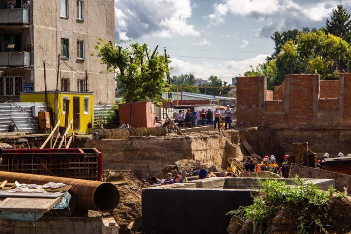 СГК назвала имена погибших при обрушении стены в Новосибирске