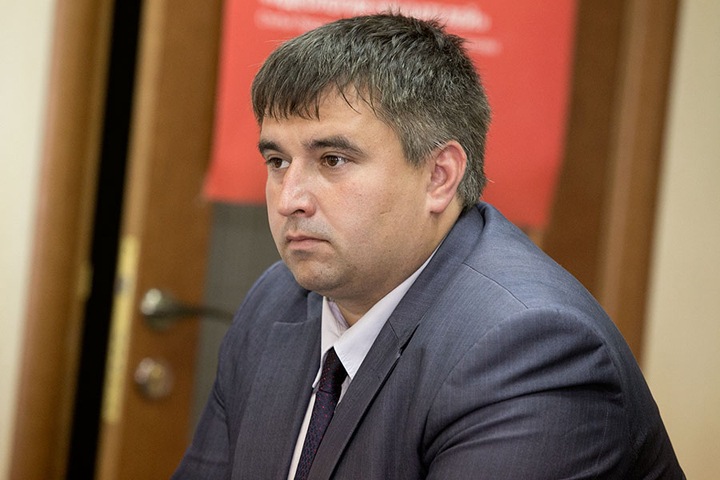 Новосибирский депутат призвал охотников проголосовать досрочно на выборах мэра