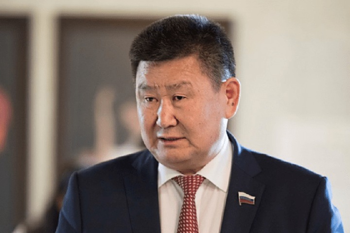 РЕН ТВ обвинил иркутского сенатора Мархаева в нападении на съемочную группу