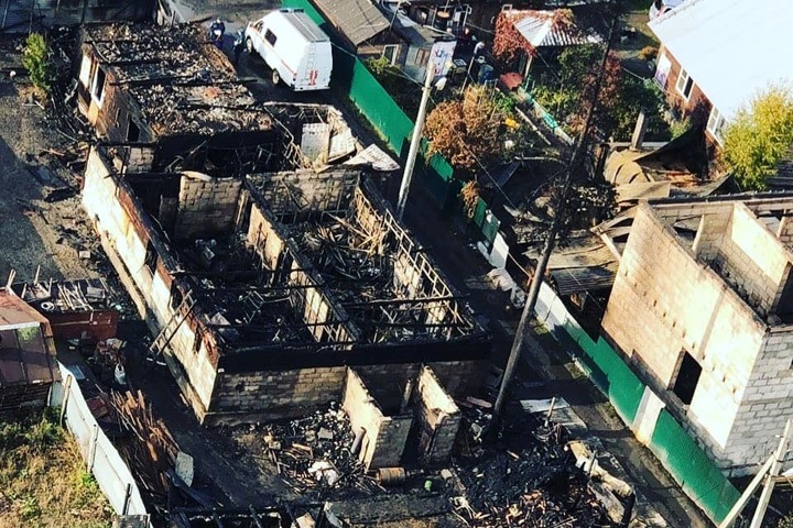 Центр помощи многодетным и одиноким матерям сгорел в Новосибирске