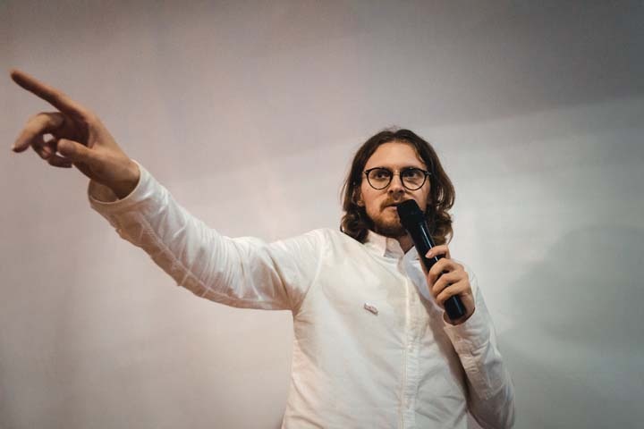 Новосибирские залы отказывают либертарианцу Михаилу Светову в выступлении
