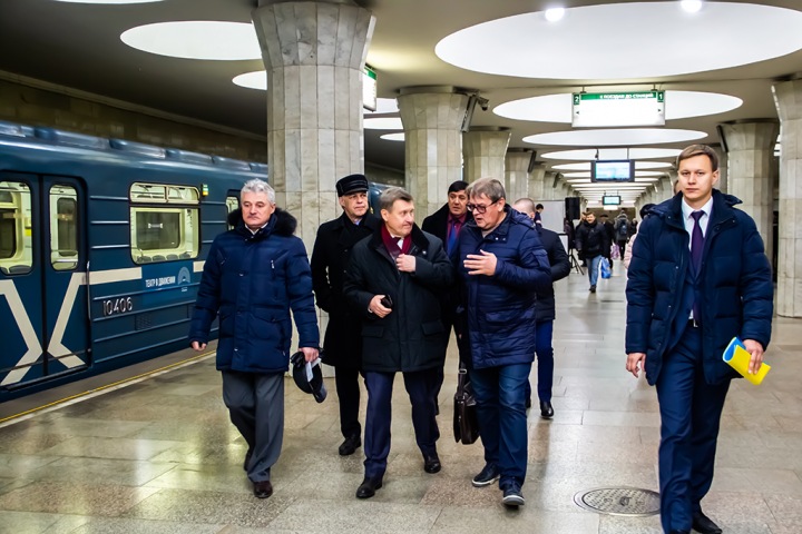 Локоть прокомментировал отсутствие денег на станцию метро «Спортивная»
