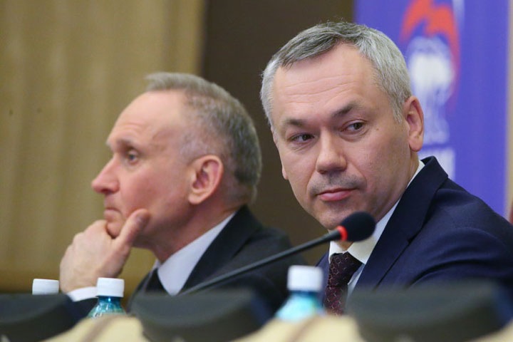 «Бросают в топку рейтинги губернаторов»: оппозиция о смене руководства в новосибирской «ЕР»