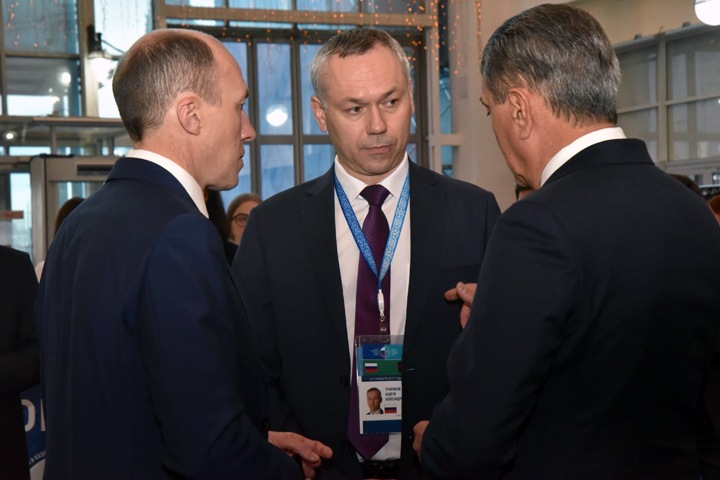 Травникова утвердили во главе новосибирской «ЕР». Турчак предупредил о «провокациях»