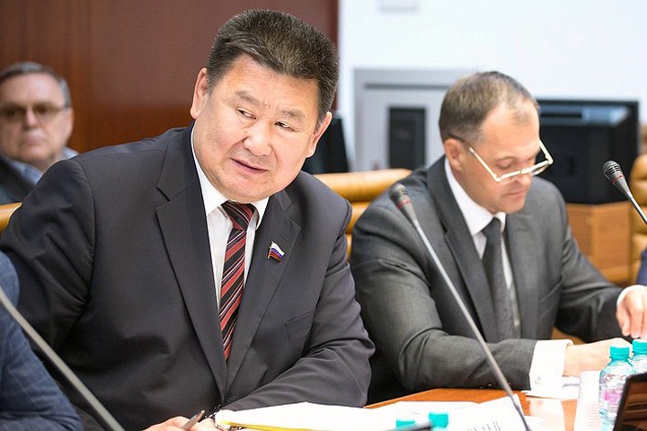 СК отказался возбуждать дело против иркутского сенатора Мархаева по заявлению РЕН ТВ