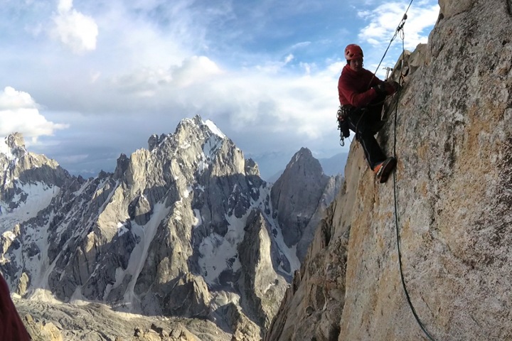 Красноярские альпинисты впервые покорили вершину в Пакистане
