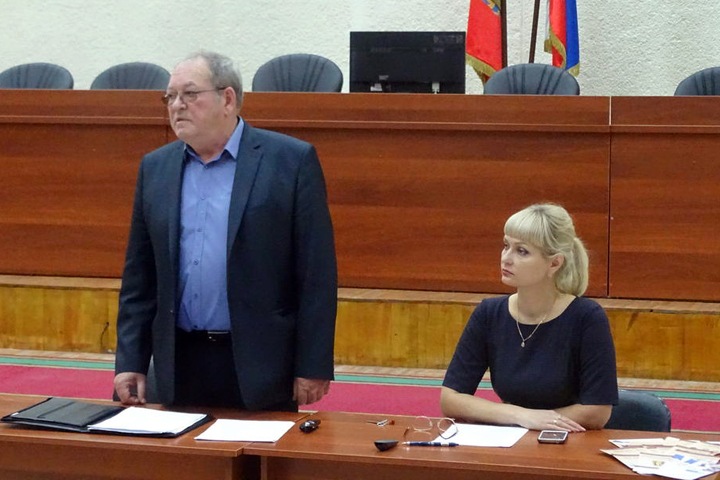 Вице-мэр сибирского города ушла в отставку после интимной связи со спикером горсовета