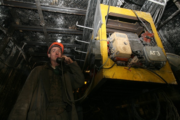 Забастовка шахтеров прошла в Кузбассе из-за долгов по зарплате
