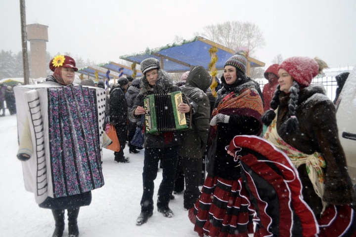 Торговцы Западной Сибири съехались на ярмарку в Сузун