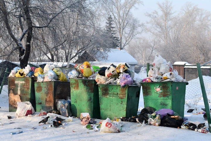 Регоператор прекратил вывоз мусора в Кузбассе