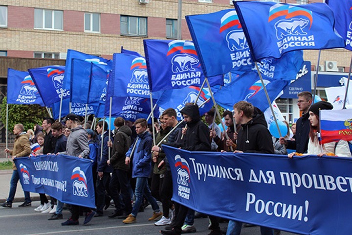 Единороссы предложили ликвидировать оппозиционные партии