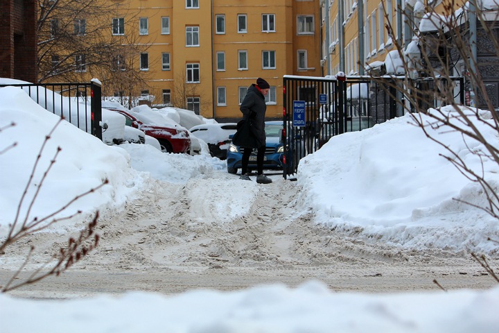 Стихийное бедствие по плану. Почему Новосибирск не справляется со снегопадами