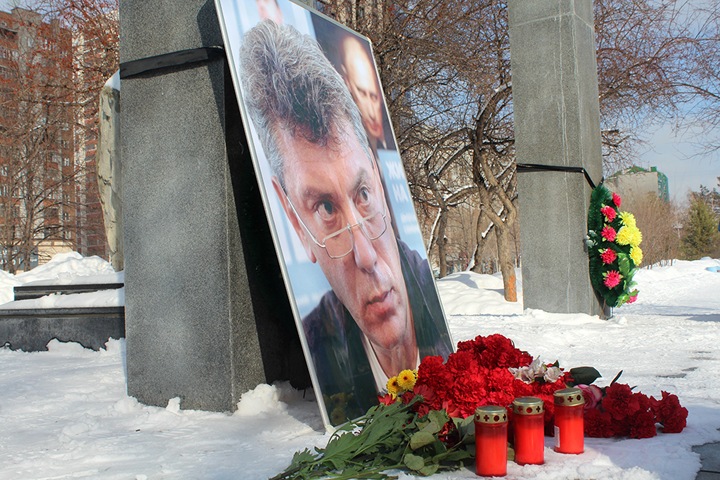 Новосибирский митинг памяти Немцова: «К нам вернулись пытки и политические заключенные»