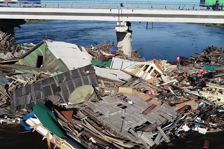 Более 1 тыс. пострадавших от паводка иркутских семей так и не смогли купить жилье
