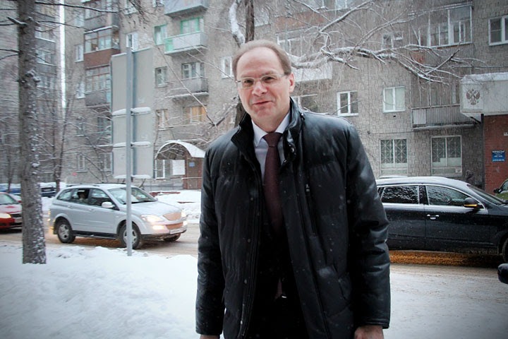 Бывший новосибирский губернатор отсудил 300 тыс. у России