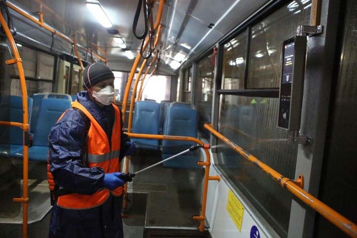 Дезинфекция пассажирского транспорта в Красноярске.Фото