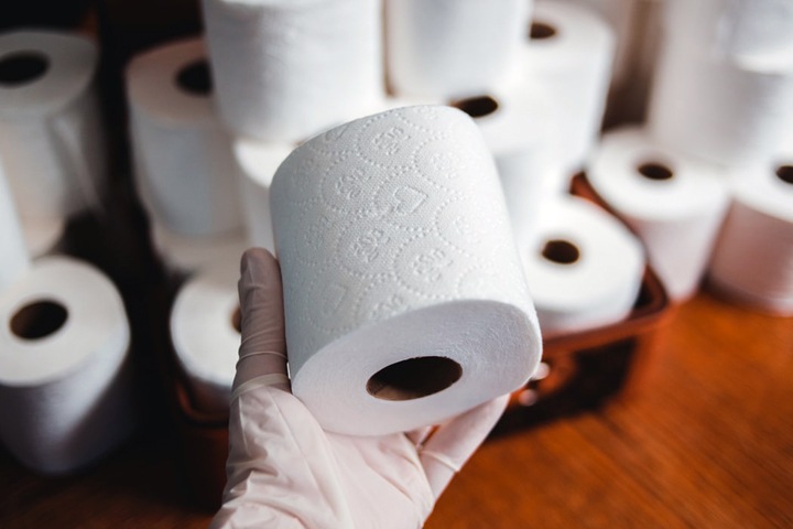 Туалетная бумага, гречка, антисептик. Как еще готовятся к эпидемии и карантину