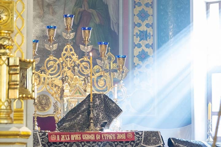 Новую молитву от коронавируса и паники начали читать в новосибирских храмах РПЦ