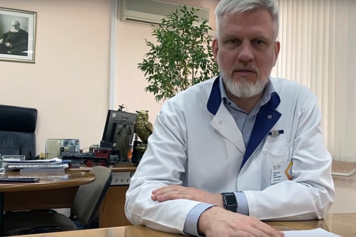 Главврач Красноярской краевой больницы: коронавирусом переболеет две третьих населения