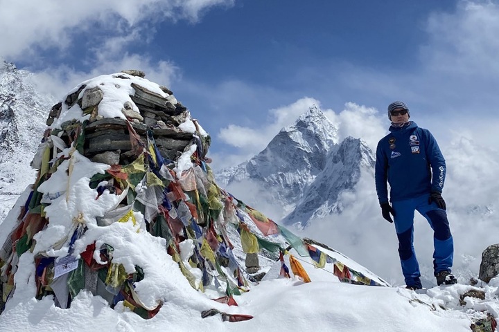 Заложники Гималаев: барнаульский альпинист не может вернуться домой из Непала