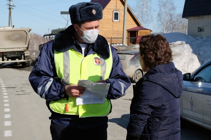 «Масок нет. Выдали марлю»: новосибирский врач рассказал об отсутствии защиты и лекарств от коронавируса