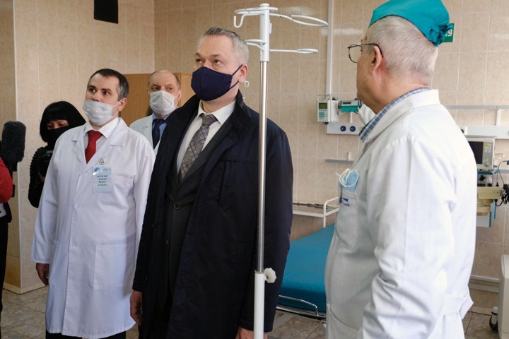 Новосибирские власти решили не вводить новые ограничения из-за коронавируса