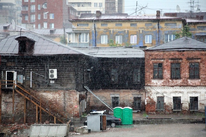 Новосибирское МЧС объявило экстренное предупреждение по ливням и пожарам
