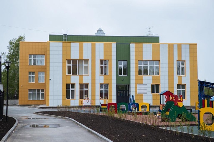«Можно послать чиновников»: застройщик обвинил мэрию Новосибирска в затягивании сроков получения лицензии нового детского сада
