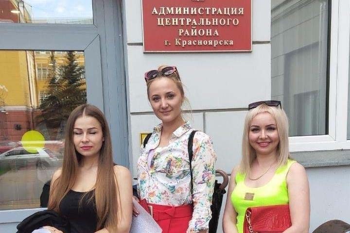 На участниц акции против «самоизоляции» в Красноярске составили по два протокола за одно нарушение