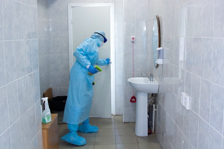 Командированные в Москву сибирские медики заявили о невыплатах за коронавирус: «Закройте рты и работайте молча!»