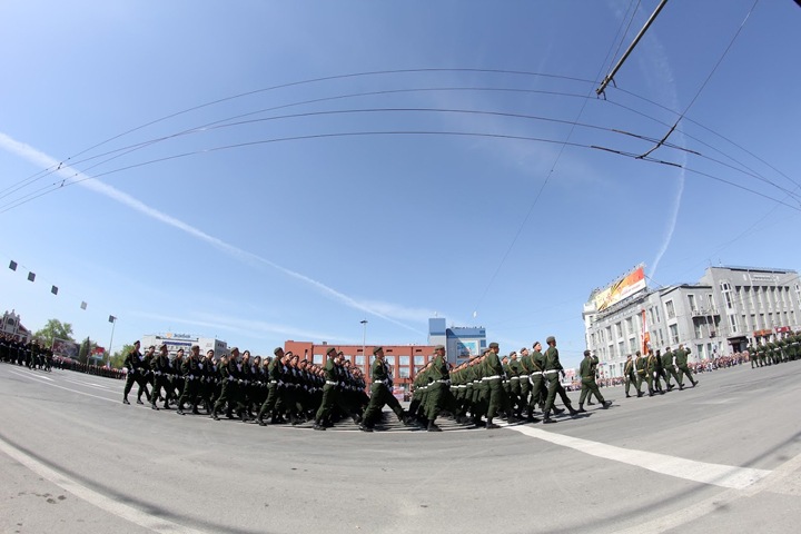 Зрителей не пустят на военный парад в центре Новосибирска