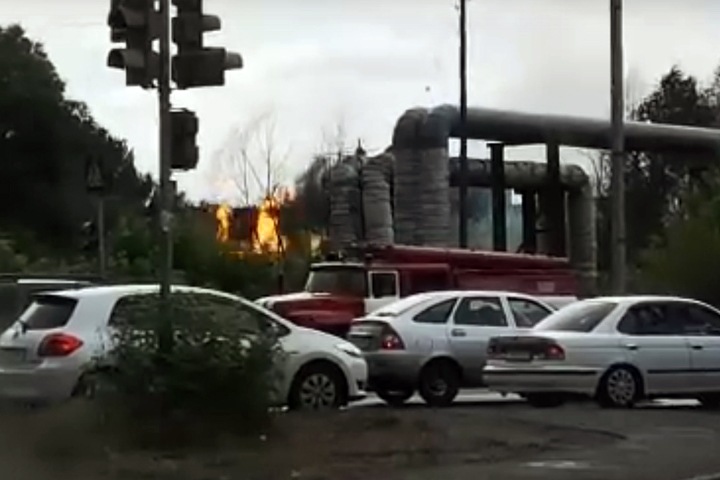 Газопровод загорелся в Омске