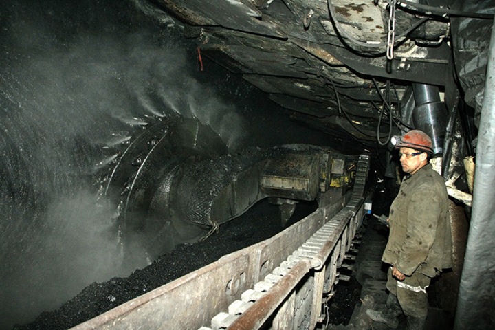 Крысы в четверть метра, метан и суеверия: шахтер из Ленинска-Кузнецкого рассказал о работе под землей