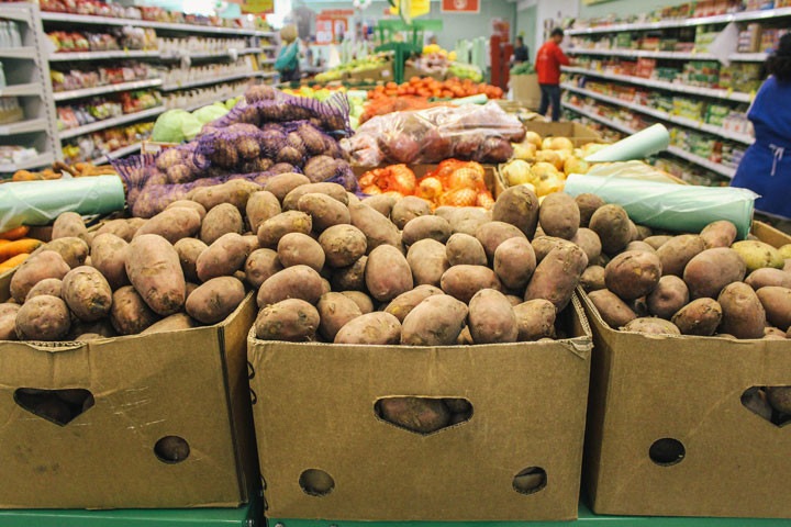 Стоимость минимального набора продуктов в Новосибирской области достигла максимума