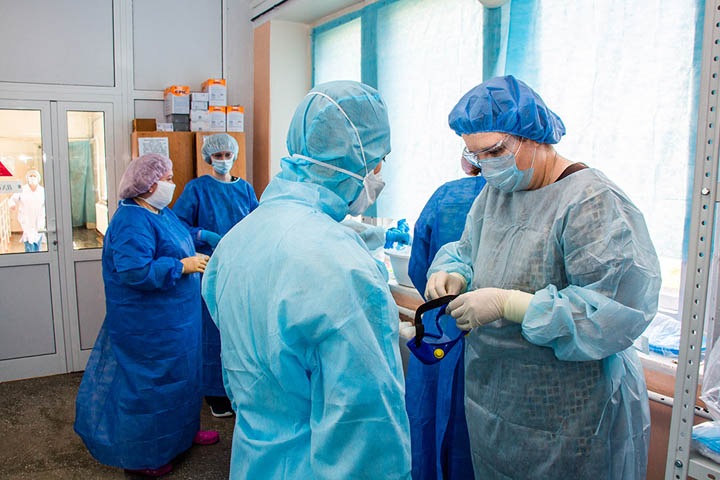238 новых случаев COVID-19 за сутки диагностированы в Алтайском крае