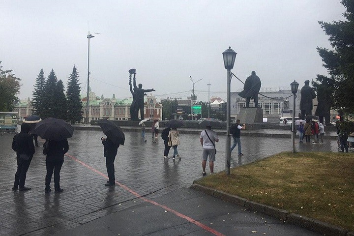 Новосибирцы вышли в поддержку протестующих в Хабаровске
