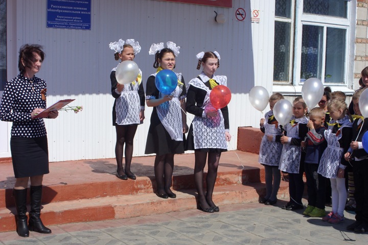 Часть новосибирских школ переведут на дистанционное обучение