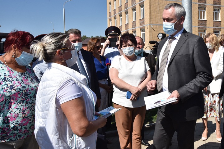 Новосибирский губернатор пообещал не строить мусорный полигон под Бердском