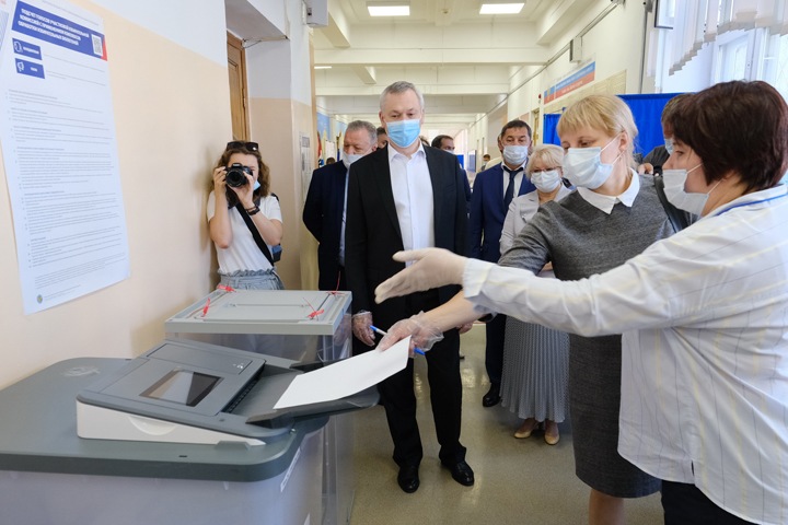 Трехдневное голосование и надомную «досрочку» ввели на новосибирских выборах