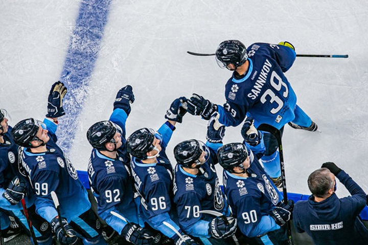Хоккеисты «Сибири» массово заболели коронавирусом